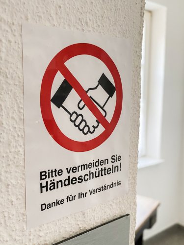 Preview: 5x Warnaufkleber „Bitte vermeiden Sie Händeschütteln“ Etikett Hinweis | 12x9 cm