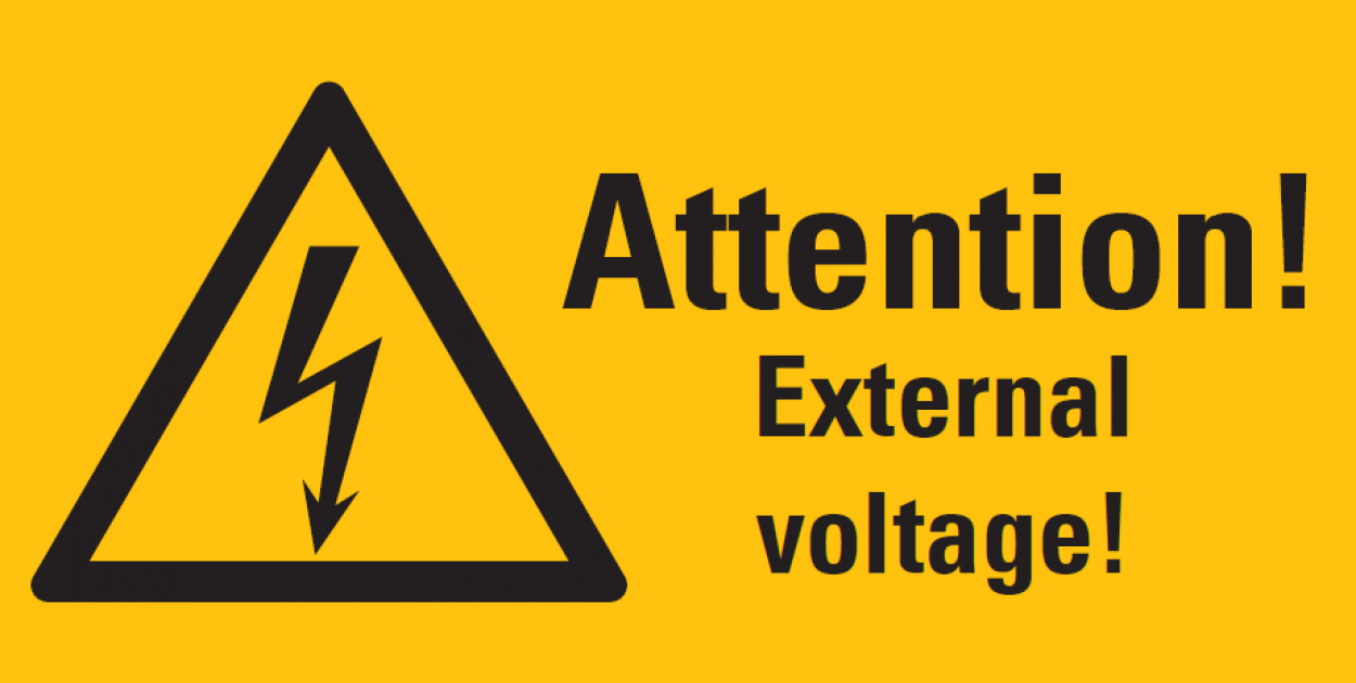 Warnaufkleber „Attention! External Voltage!“ Etikett | Größe wählbar Warnaufkleber „Attention! External Voltage!“ Etikett | Größe wählbar